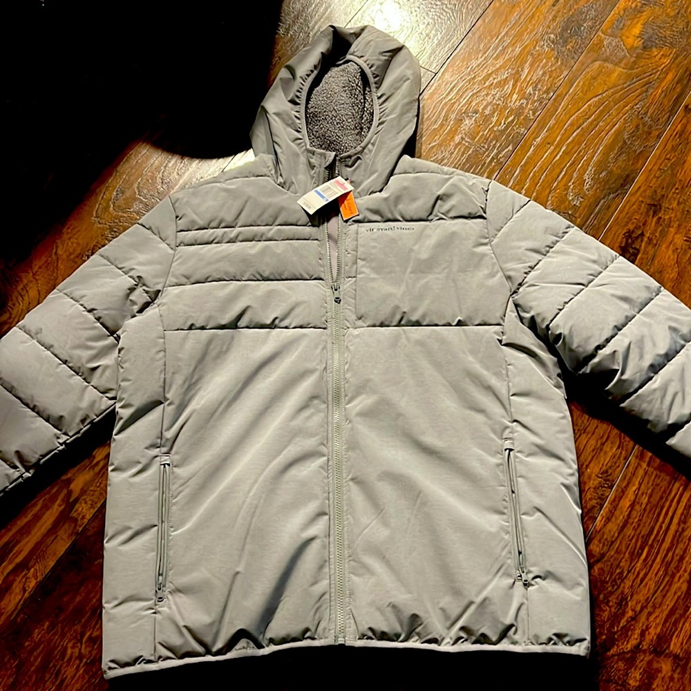 Vineyard Vines grey coat. NWT